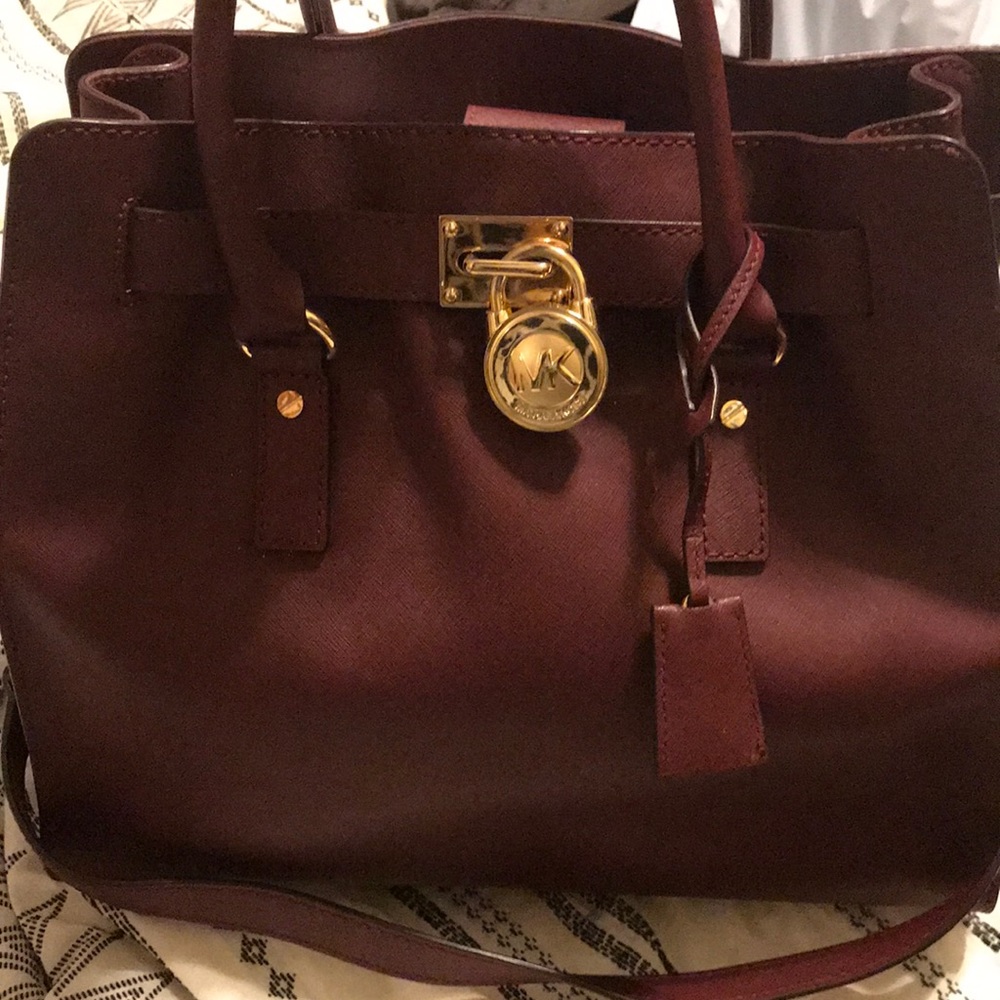 Michael kors Hamilton **Rare burgundy ***